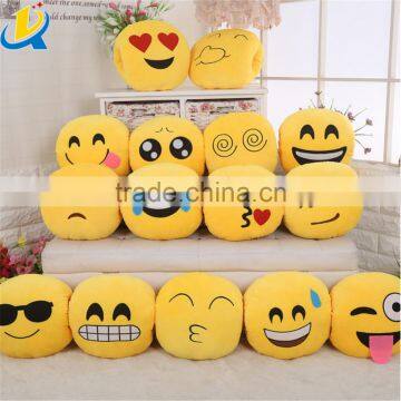 Popular soft comfortable plush cute emoji hand warmer pillow