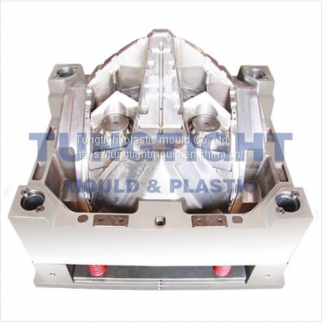 China high quality lamp auto plastic mould factory