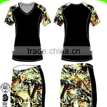 Ladies Sports Skin Tight Compression Shorts and Short Sleeves