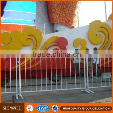 Safety metal road barrier