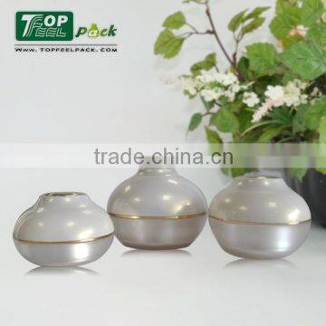 2015 Hot Selling Pearl White Plastic Cream Jar for Skin Care Cream 30g 50g 10g