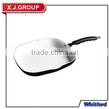 Aluminum non-stick skillet with ceramic coating