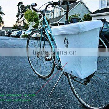 White corrugated plastic tote