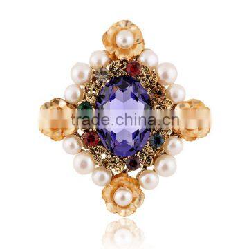 China Fashion channel pearl rhinestone brooch for wholesale