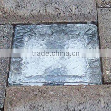 Low Price Outdoor LED Solar Ice Brick Lighting photo-3