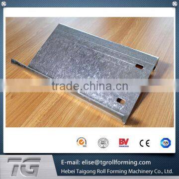 Standard CNC Multi-model Z Purlin Machine Flying Saw Roll Forming Machine photo-4