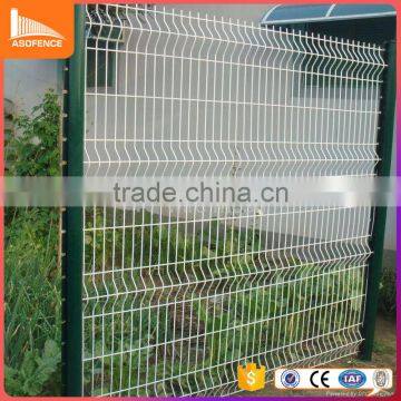 China factory 3d folded wire mesh fence on sale