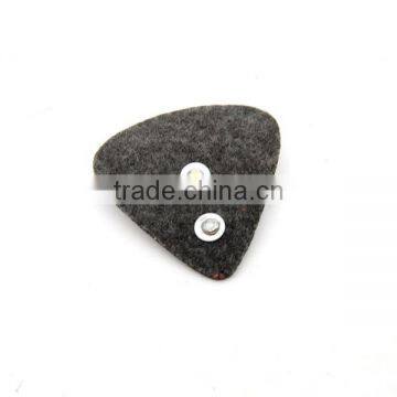 White PU Leather Sew on Patches With Gold Metal Plates Fashion Clothing Label for Jeans/jacket PLB-013 photo-3