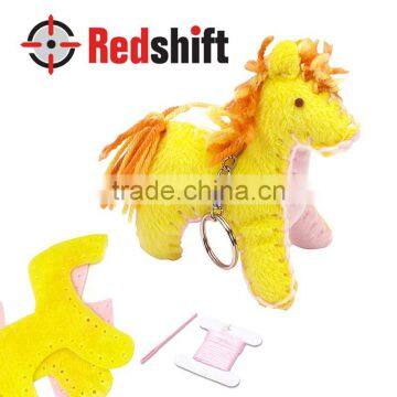 OEM Made in China Sewing horse keyring