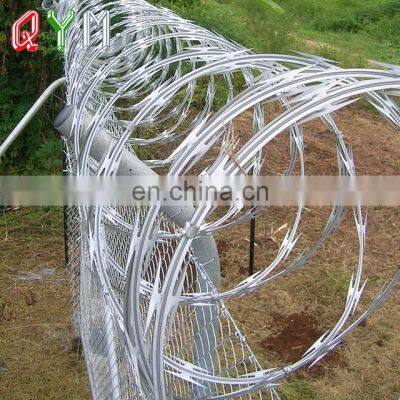 BTO-22 Galvanized Concertina Razor Wire Barbed Tape photo-3