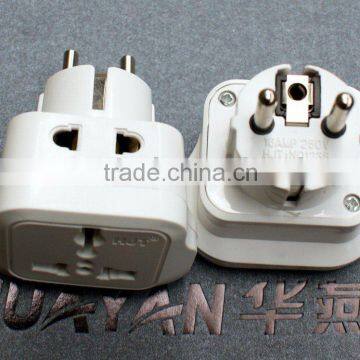 Travel adaptor