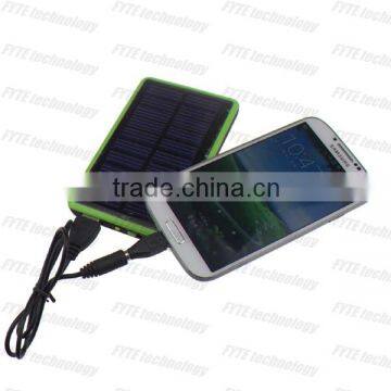 Hot selling micro usb solar charger 2600mah solar power bank from China's best manufacture