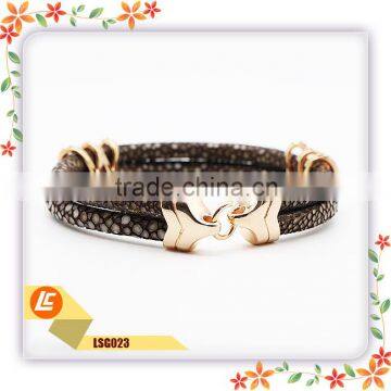 Most Popular Genuine Bracelet Men ,high Class Red Stingray Cord for Watch Lovers,fashion Wrap Bracelets Leather Treaty Bracelet photo-2