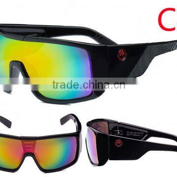 2015 New Design Hot Sale Fashion Sports Sun Glasses photo-4