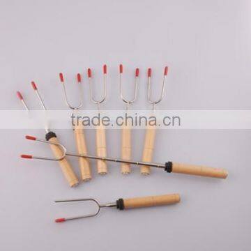 Extendable Wooden Spinning BBQ Fork photo-4