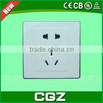 CGZ Brand 2015 energy saving white wall socket hot sale with good quality