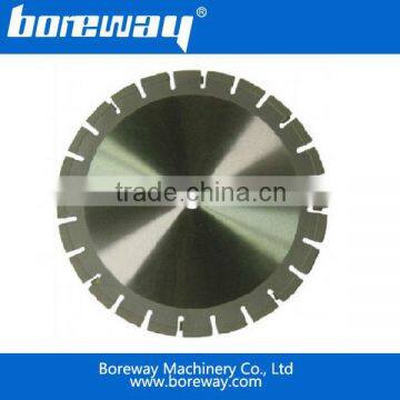 Diamond circular saw blade for asphalt with TCT inserted segment