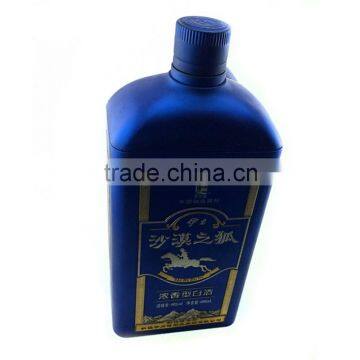 Delicate bottle shaped all types of tin boxes metal wine packaging