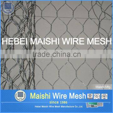 25BWG Hexagonal Chicken Wire Mesh Netting for Poultry /rabbit Fencing photo-3