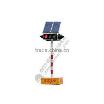 large-scale solar traffic light, solar traffic sign red green yellow light