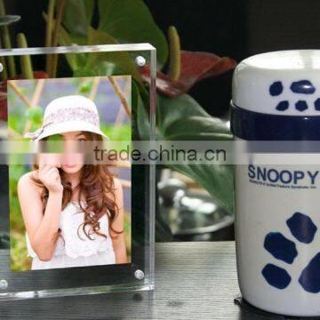 High Quality Magnetic 7 Inch Digital Photo Frame photo-3