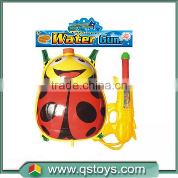 The toy for kid insert water gun in PVC headbag