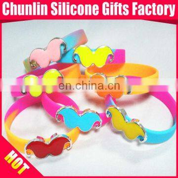 2013 Most Lovely New Style Silicone Bracelets with Charms