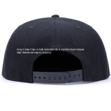 China Acrylic 6 Panel Black Custom 3D Embroidery Snapback Hats