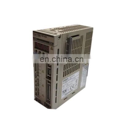 Hot sale Japan 400W electric engine servo motor controller R88D-WTA5H Omron servopack from China