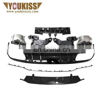 UKISS Genuine Auto Parts Rear Lip For Benz C Class Change to  C63s Amg Rear Lips Rear Diffuser With Silver Exhaust Pipe