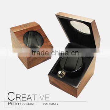 Automatic dual wooden watch winder