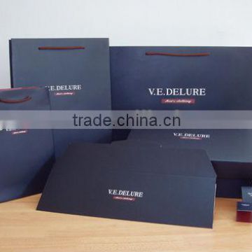 heavy color luxury paper packaging bag with handle & printed logo