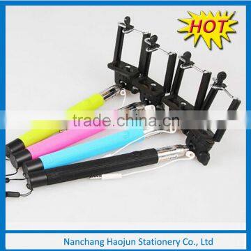 2015 Hot Selfie Product Wired Mobile Phone Smartphone Monopod