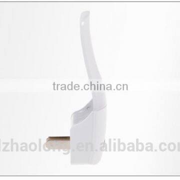 Beauty Finger LED Night Light With Photo Sensor photo-3