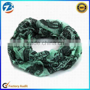 Fashion New Arrival Paisley Print Loop Scarf