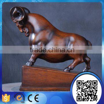 China Antique Wood Effect Resin Red Goat Sculpture