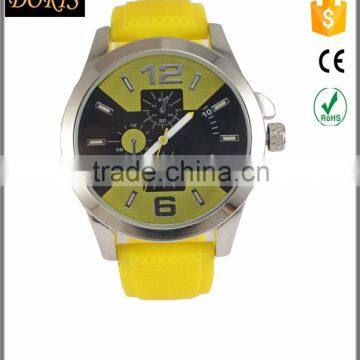 Top Selling Fashion Vogue Ladyes Hand Watch photo-3