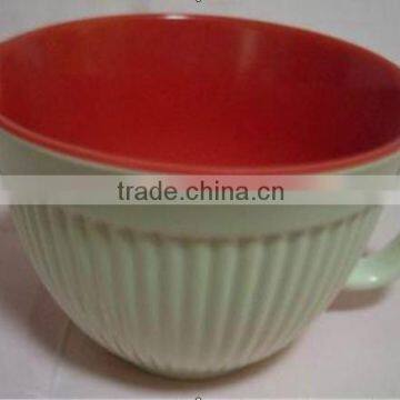 two-tone melamine bowl with handle