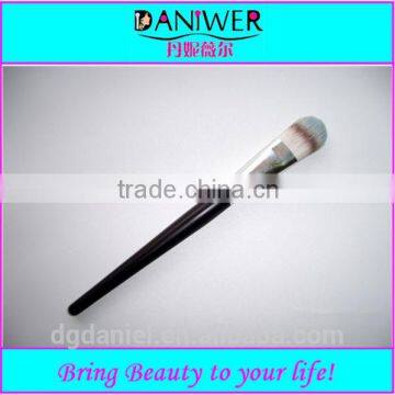 Black Foundation Mask Makeup Brush ,Round Foundation Brush