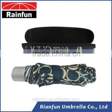 Wholesale UV Protection Manual Rain 3 Folding Umbrella With Case