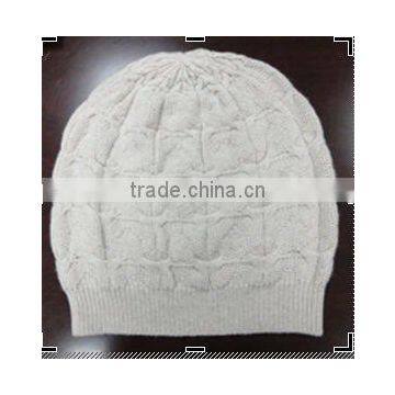 silk/cashmere blended Cable stitch hat