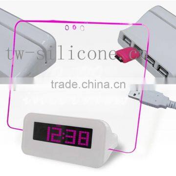 Music & Calendar Desktop Clock with USB HUB*4