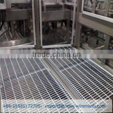 Low Cost Galvanized Steel Grating for Sale photo-6