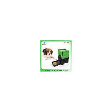 Cute dog or cat automatic pet feeder