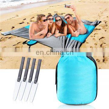 Sandless Picnic Beach Mat With Stakes Holiday Camping Compact Outdoor Sand Proof Parachute Nylon Blue Color Beach Blanket