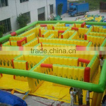 longchuang hot sale Giant commercial design inflatable maze for sale