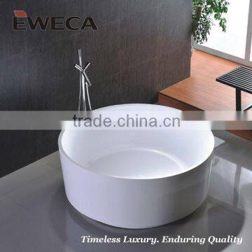 Small Freestanding Round bathtub