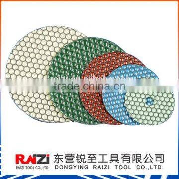 Flexible dry polishing pad