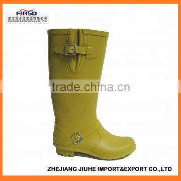 2014 fashion solid color rubber rain boots for ladies