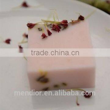 Natural Dry Flower Carnation Essential Oil & Milk Handmade Soap Relieves Redness Cold Process Soap OEM Custom Brand photo-2